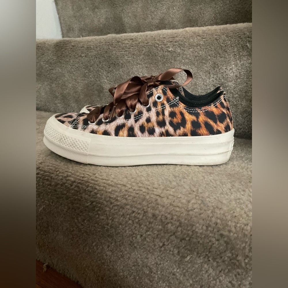 Converse Chuck Taylor leopard platforms